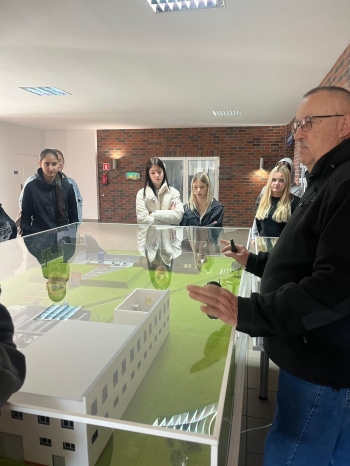 WhatsApp Image 2025-10-20 at 19.22.157.jpeg