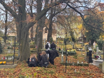 WhatsApp Image 2025-10-29 at 10.15.322.jpeg