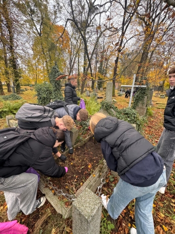 WhatsApp Image 2025-10-29 at 10.15.324.jpeg