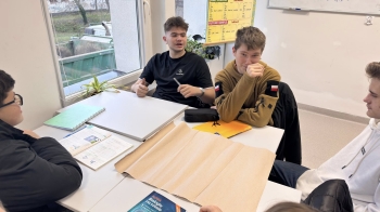 597549238_1452289716904498_6937306992995047677_n