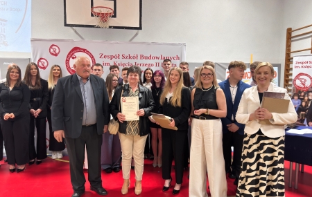 Uroczystość zakończenia nauki w ZSB w Brzegu – wspomnienia, gratulacje i plany n...