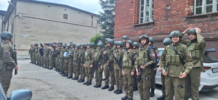Trzydniowe szkolenie wojskowe uczniów technikum spedycyjnego w 1. Brzeskim Pułku...