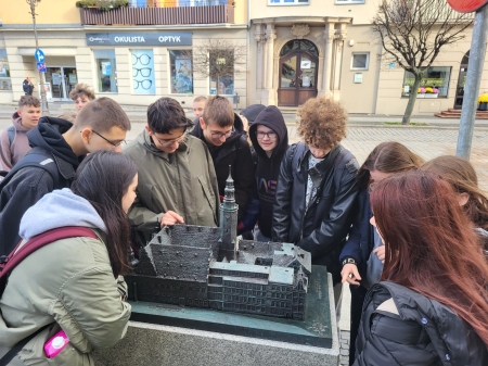 Brzeg na przedwojennej pocztówce – wystawa w Ratuszu