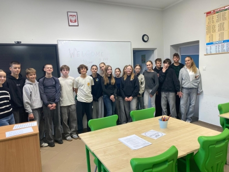 Aktywna lekcja języka angielskiego dla klasy 8c