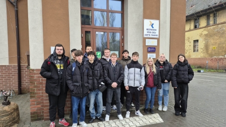 Mikołajki w klimacie logistyki – nasi uczniowie w II etapie Olimpiady!