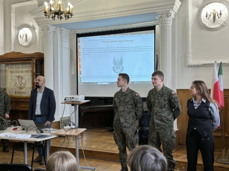 Kariera w mundurze – jak uczniowie poznawali możliwości służby wojskowej