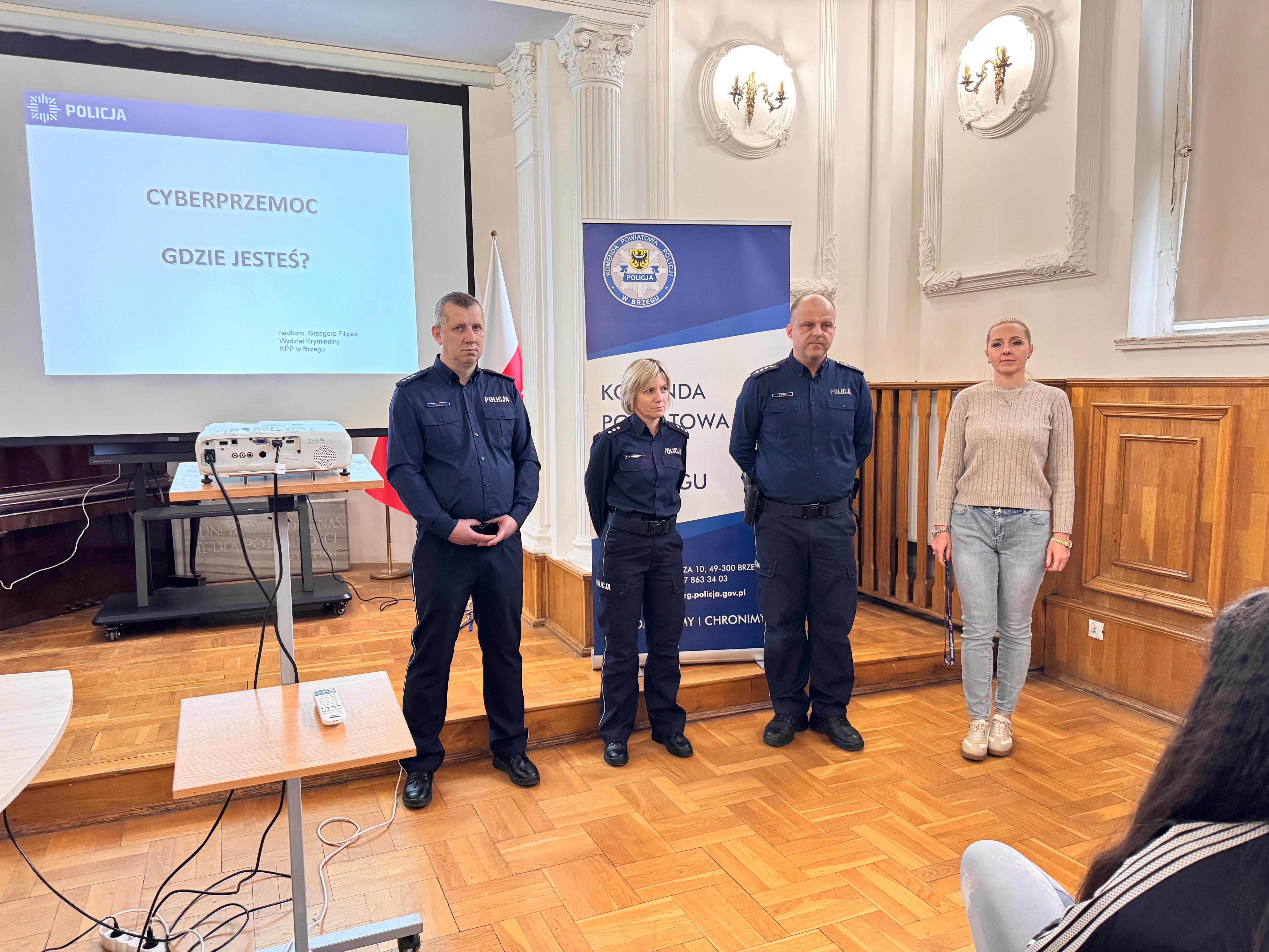 Cyberprzemoc? To dzieje się naprawdę – i bliżej, niż myślisz