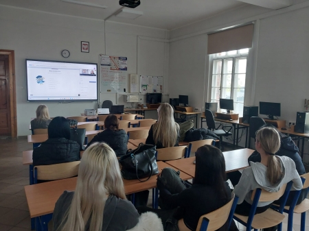 Lekcja o odpowiedzialności w sieci – projekt BAKCYL