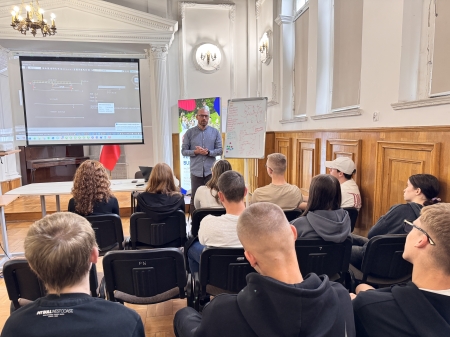 Studia techniczne od środka – spotkanie uczniów z przedstawicielem uczelni w Nysie