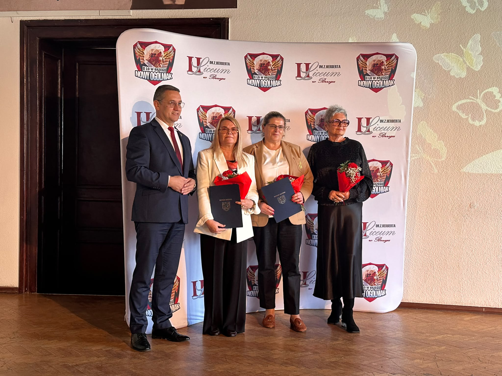 Docenieni za swoją pracę - nagrody Starosty Brzeskiego dla naszych nauczycieli