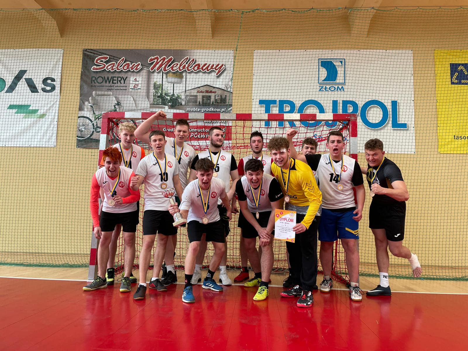 Brązowy medal w Finale Licealiady Województwa Opolskiego dla naszej drużyny!