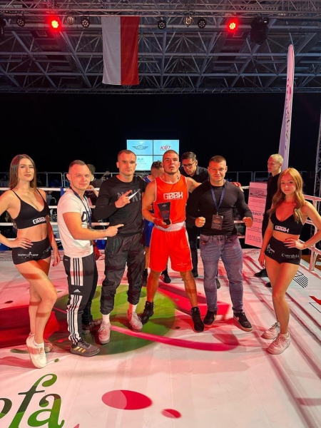 Paweł Kutarba mistrzem w bokserskiej gali charytatywnej 